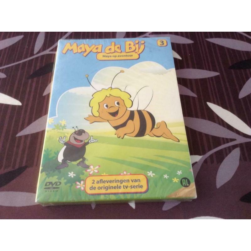 Maya de bij verschillende DVD'S