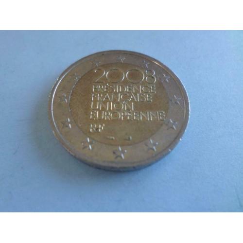 Pièce 2 euro commémorative 2008 France usagée en bonne état.