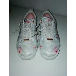 Sneakers TB