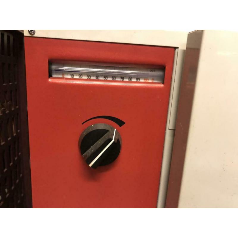 Étuve professionnelle - incubateur