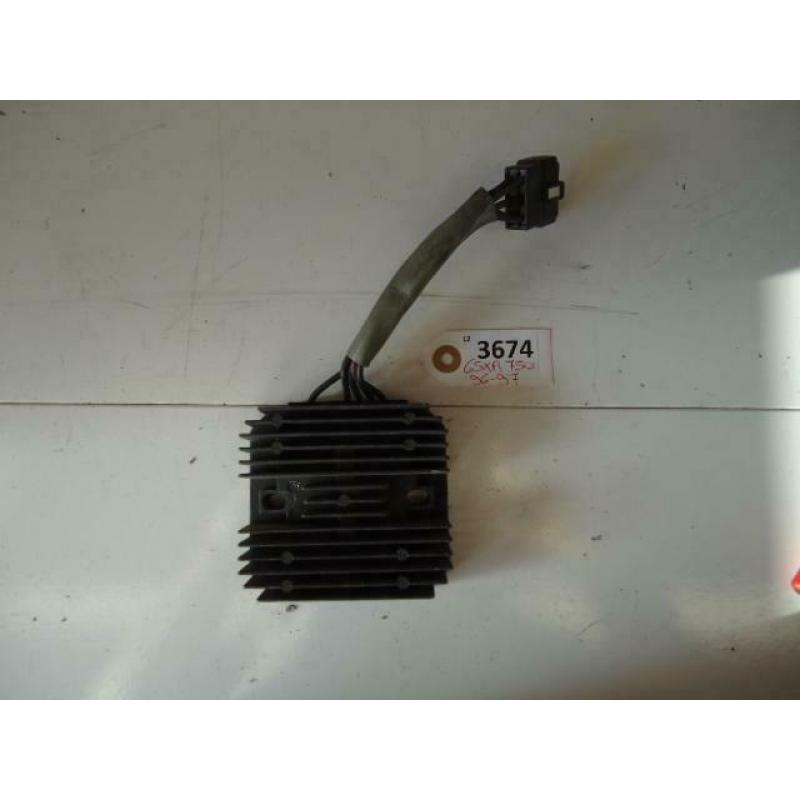 GSXR750 1996 - 1997 Suzuki Spanningsregelaar D1-22446