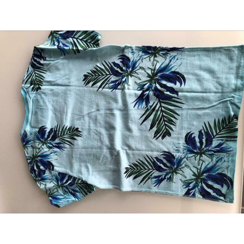 Nieuwe t-shirt van Superdry maat Smal