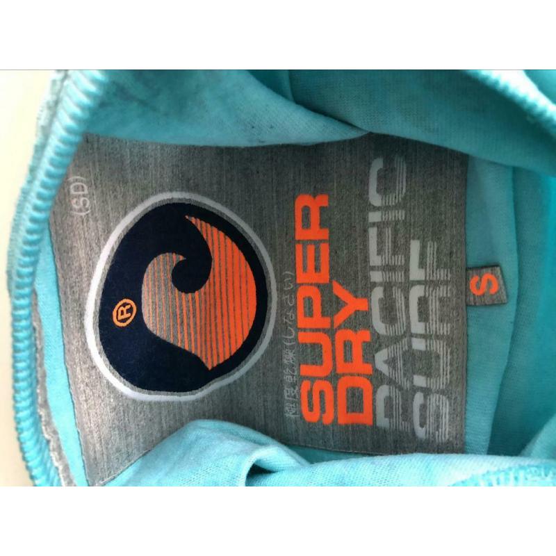 Nieuwe t-shirt van Superdry maat Smal