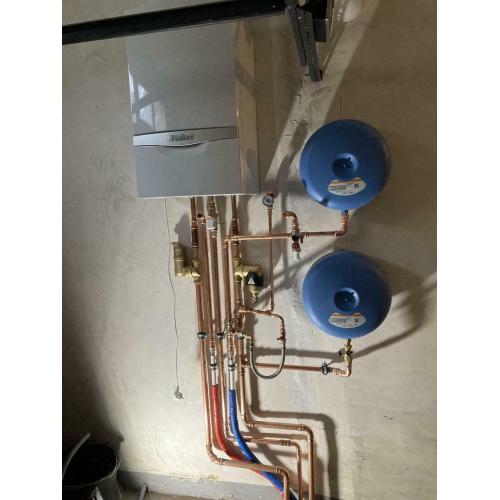 Batsago Sanitair en Verwarming Bedrijf zelfwerkende patroon