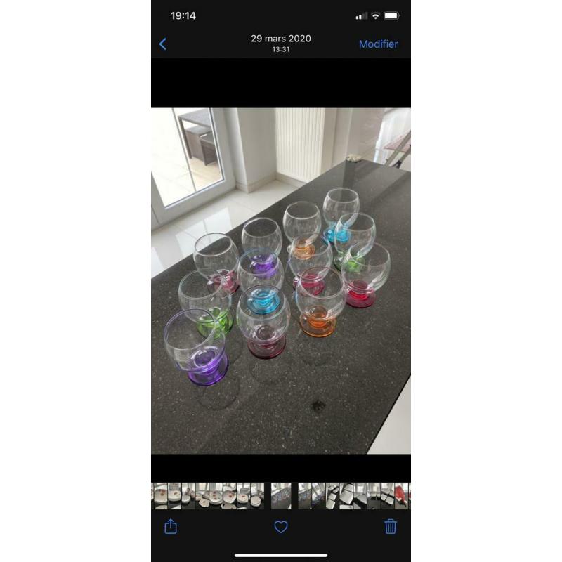 Verres ou coupes à glaces en verre