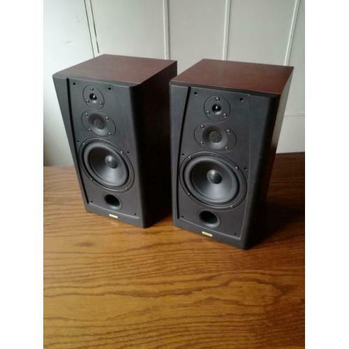 Paire d'enceintes JAMO 68