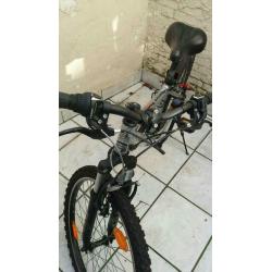 Fiets van het merk rockrider alles in orde leeftijd tot 12ja