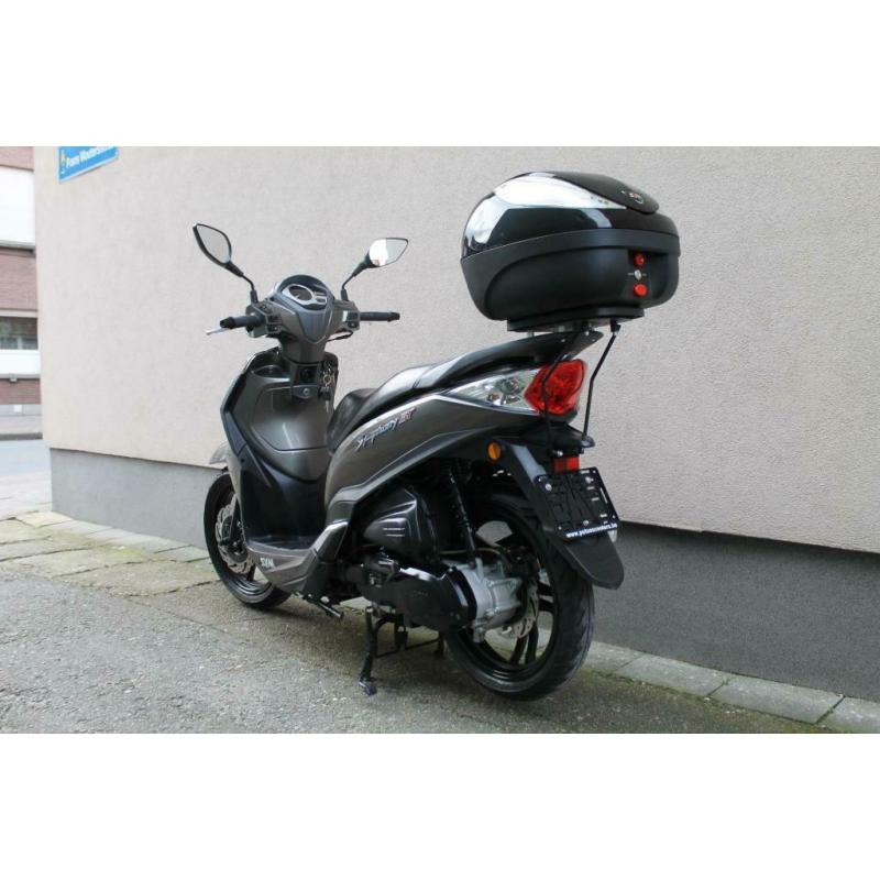 Sym Symphony ST 125cc - 6500km incl. 1jaar garantie + gratis