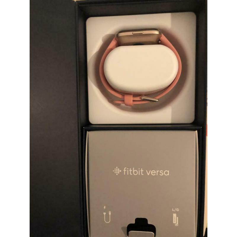 Fitbit versa (doe een goed bod!)