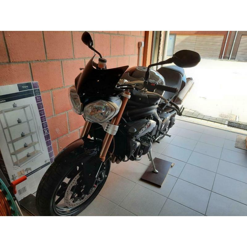 Triumph Speed Triple 1050
