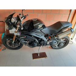 Triumph Speed Triple 1050